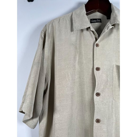 Coconut Bobs 100% Silk Mens Large Hawaiian Camp Shirt Khaki Palm Tree Print - Picture 5 of 13